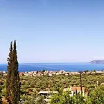 Papanestoras Daire Kardamyli
