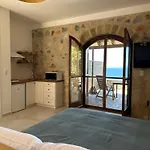 Papanestoras Apartment