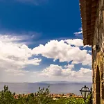 Papanestoras Apartment