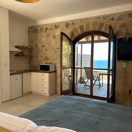 Papanestoras アパート