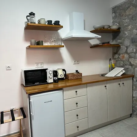 Papanestoras * Kardamyli