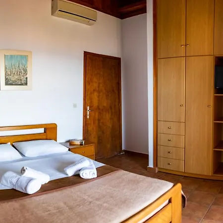 Papanestoras アパート